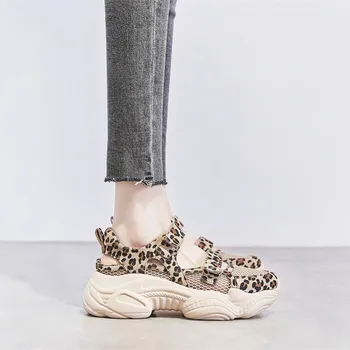 2023 Новые женские сандалии, Летняя модная Уличная пляжная обувь из дышащей сетки для женщин, Высококачественная леопардовая женская обувь